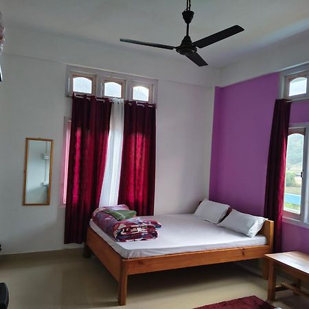 Valley View Homestay Dirang Екстер'єр фото